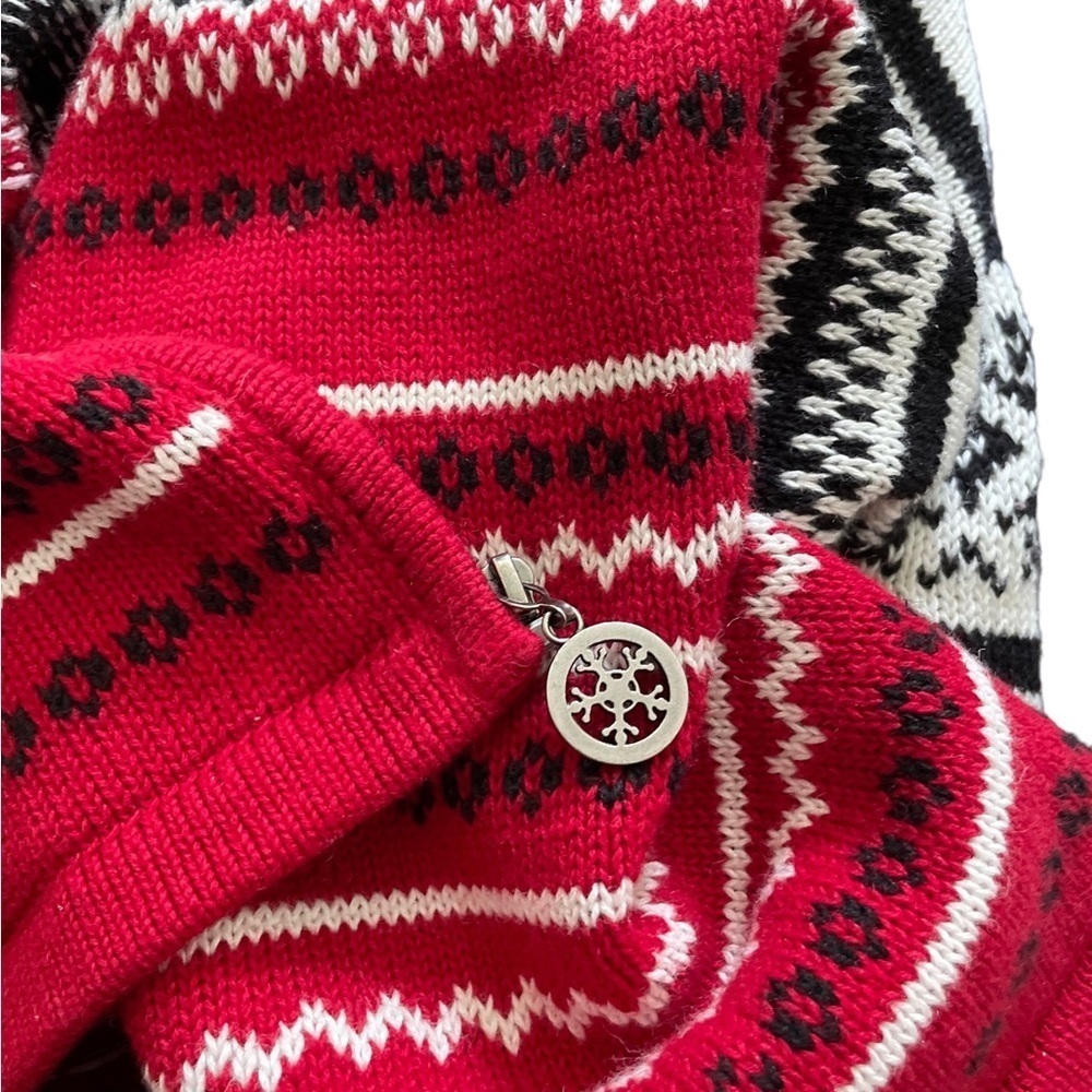 Vintage, Villager Sport Petite/Liz Claiborne, Snowflake Zip Up Cardigan, Size PM - Picture 4 of 7